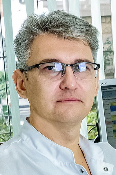 Афанасьев Иван Владимирович, врач стоматолог-универсал.